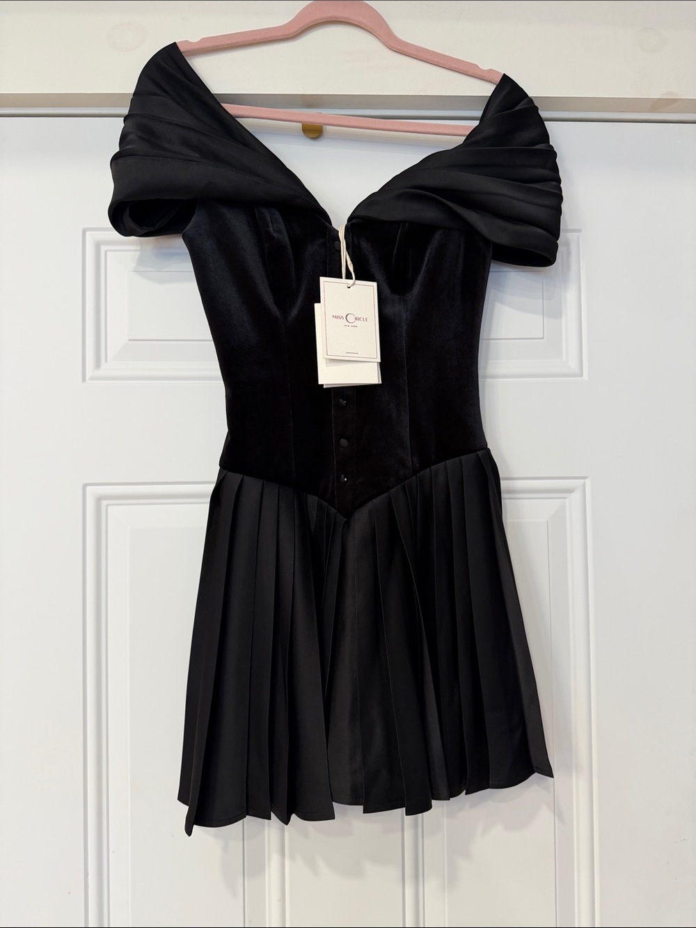 Miss Circle Off-Shoulder Black Velvet & Pleated Mini Dress
